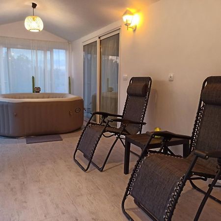 Holiday House Vela Vrta Sveti Ivan Dobrinjski Eksteriør bilde