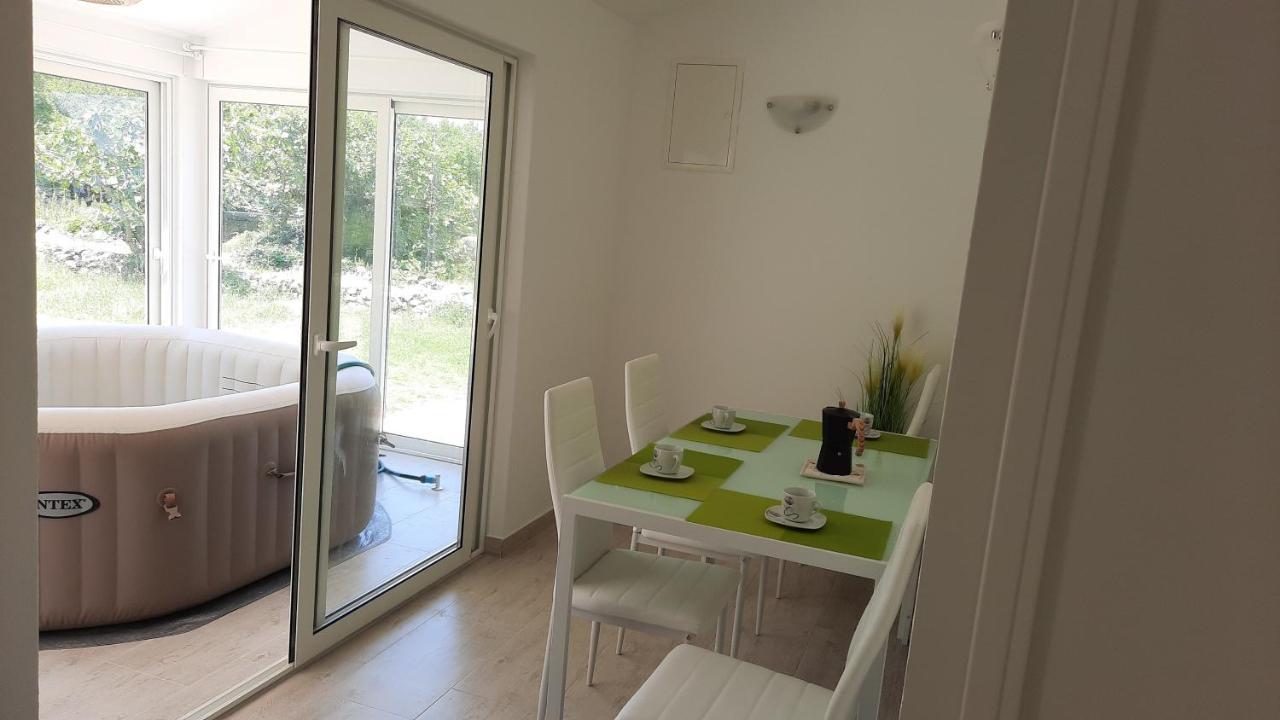 Holiday House Vela Vrta Sveti Ivan Dobrinjski Eksteriør bilde