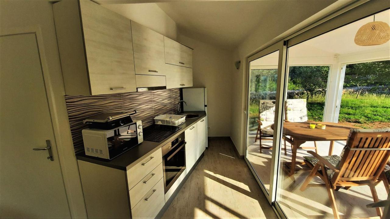 Holiday House Vela Vrta Sveti Ivan Dobrinjski Eksteriør bilde