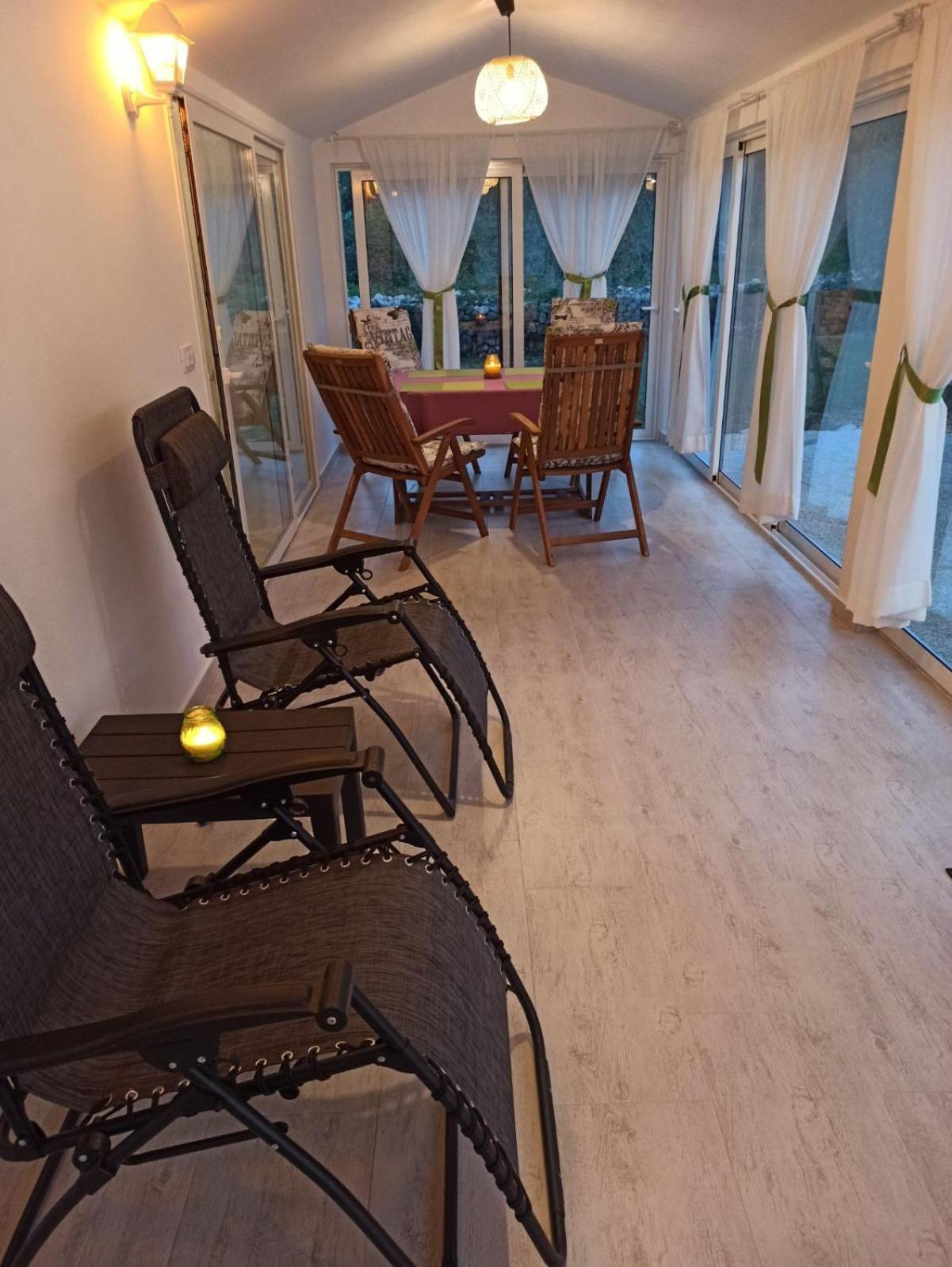 Holiday House Vela Vrta Sveti Ivan Dobrinjski Eksteriør bilde